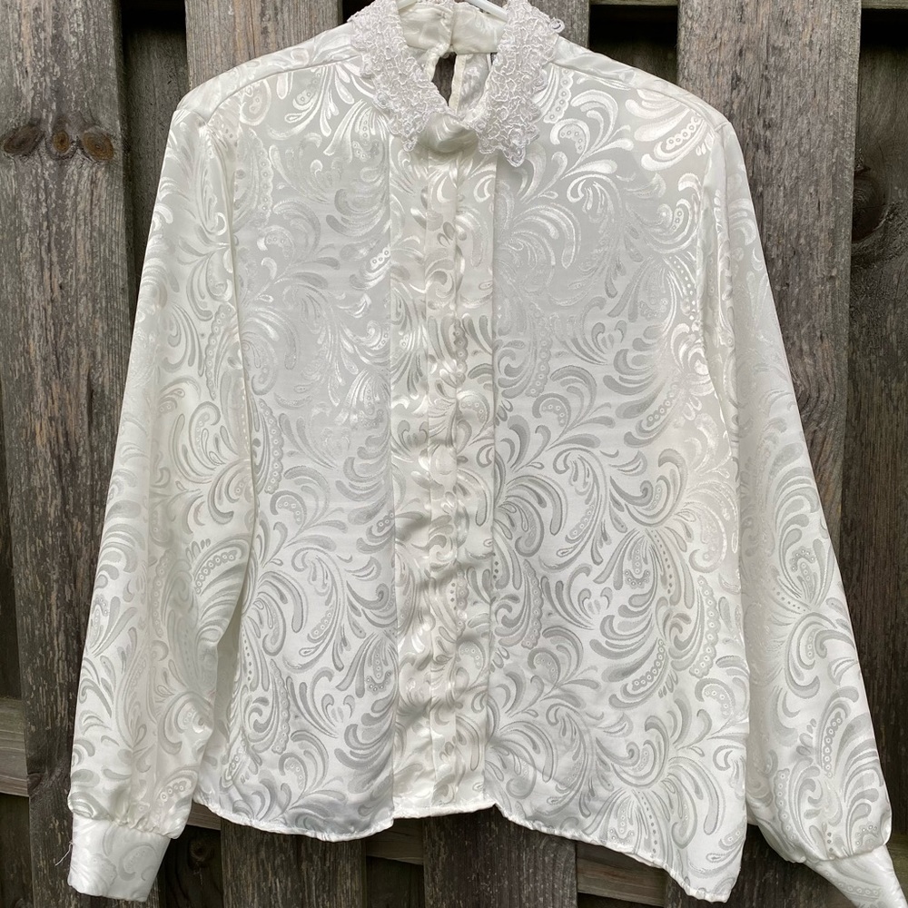 Vintage Charlotte VanHorne White Pleated Paisley Lace neck Blouse keyhole sz 18